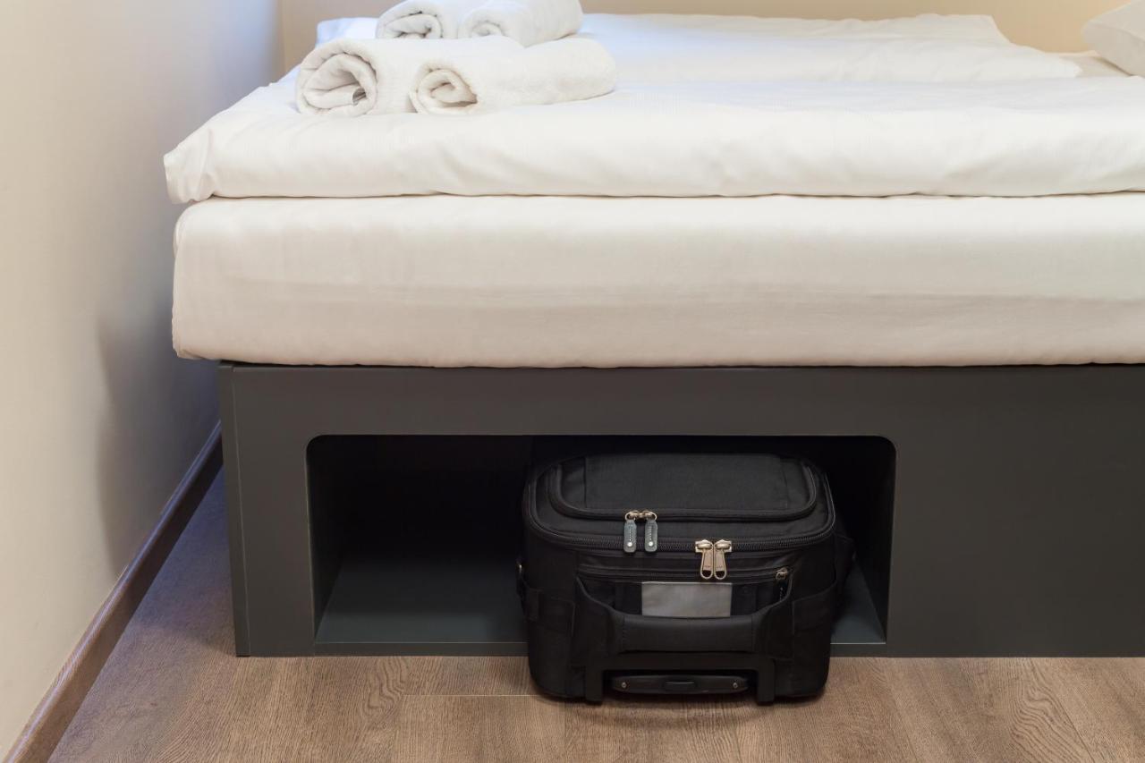 Small Twin Room,1293410383:JPEG